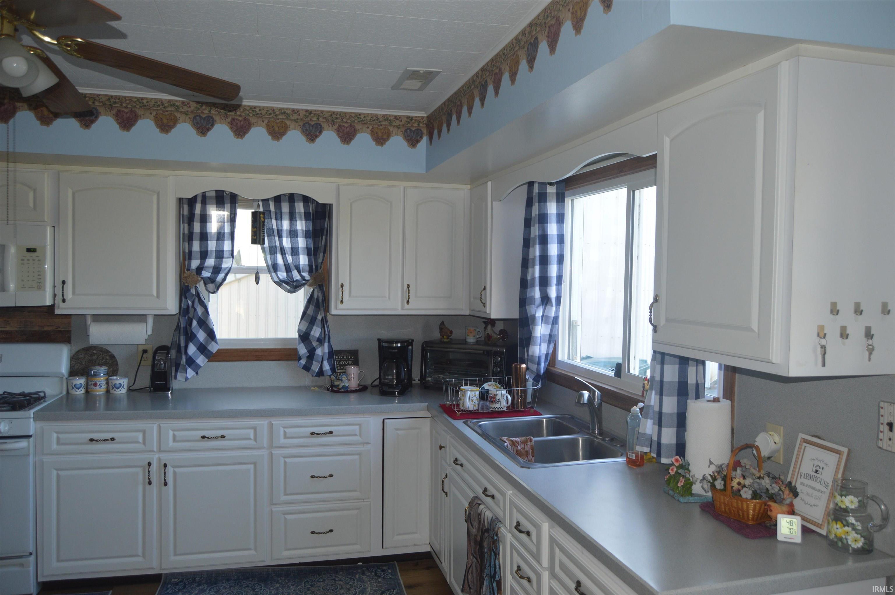 3855 Folsomville Degonia Road Tennyson, IN 47637 - Photo 7 of 15