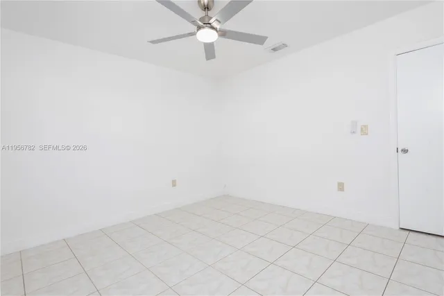 $3,700 | 2615 Southwest 32nd Court, Unit 2615, Miami, FL 33133