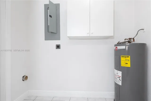 $3,700 | 2615 Southwest 32nd Court, Unit 2615, Miami, FL 33133