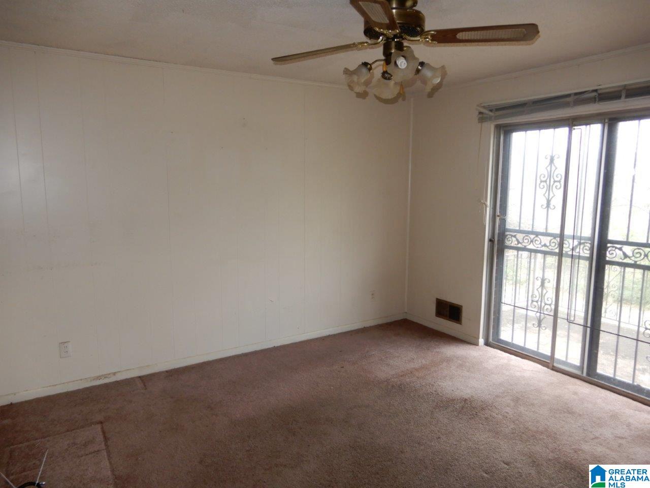 24 9th Terrace Southwest Birmingham, AL 35211 - Photo 7 of 18