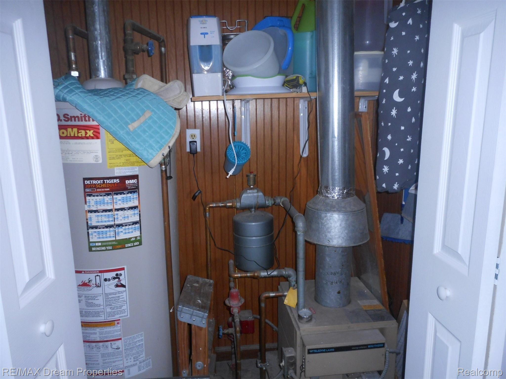 7639 Beck Road Belleville, MI 48111 - Photo 27 of 36 DSCN9018.JPG