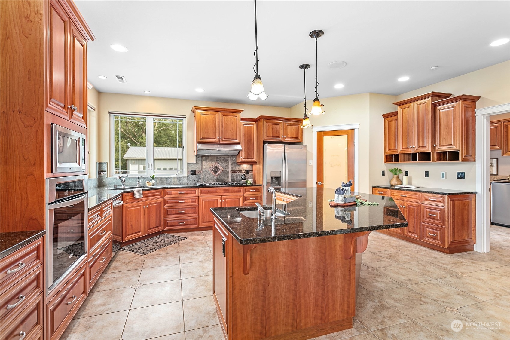 751 West Smith Road Bellingham, WA 98226 - Photo 9 of 40