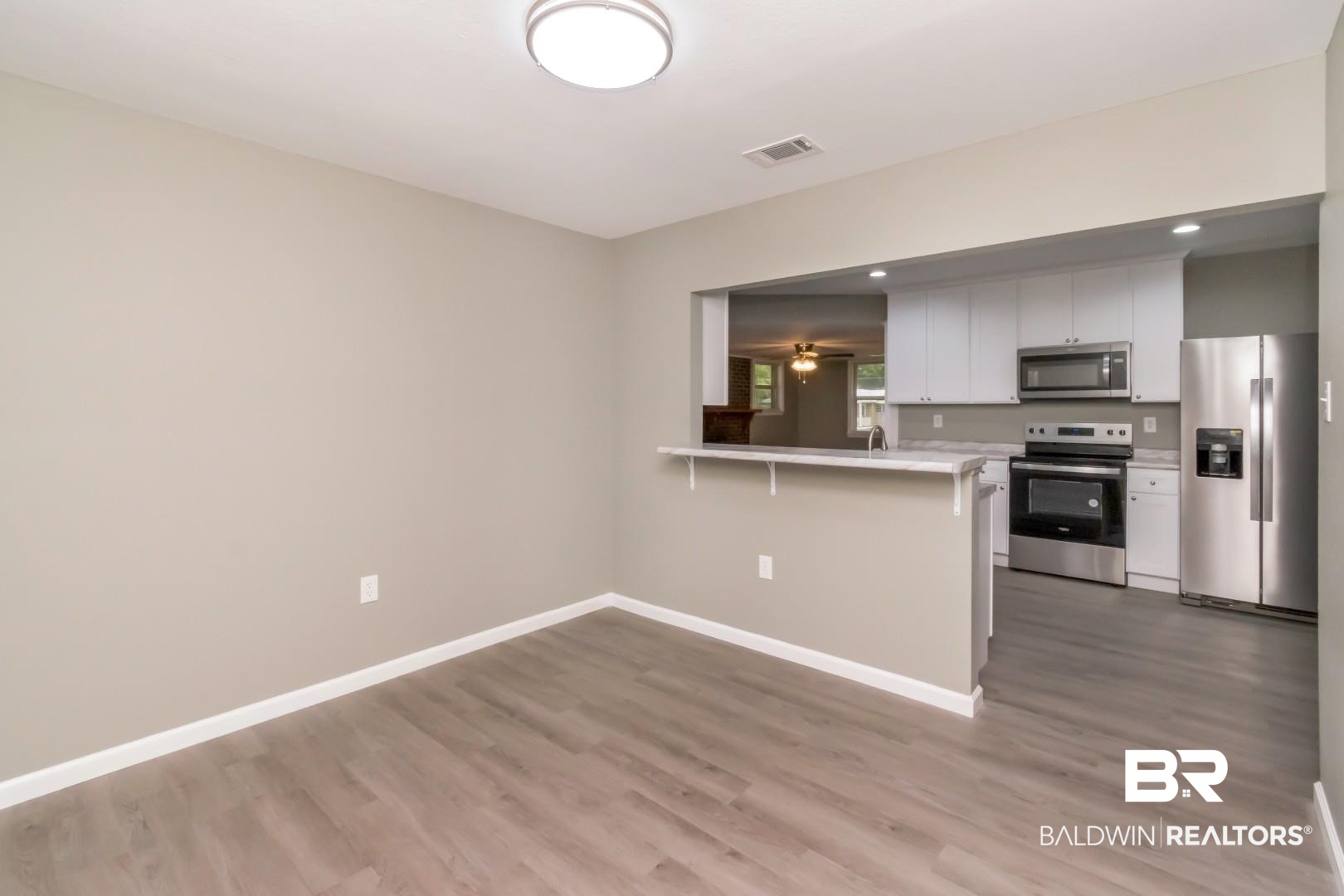 718 Cross Street Saraland, AL 36571 - Photo 10 of 30