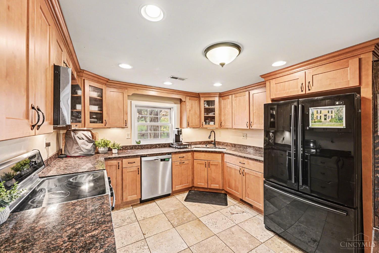 660 South Main Street Springboro, OH 45066 - Photo 5 of 26