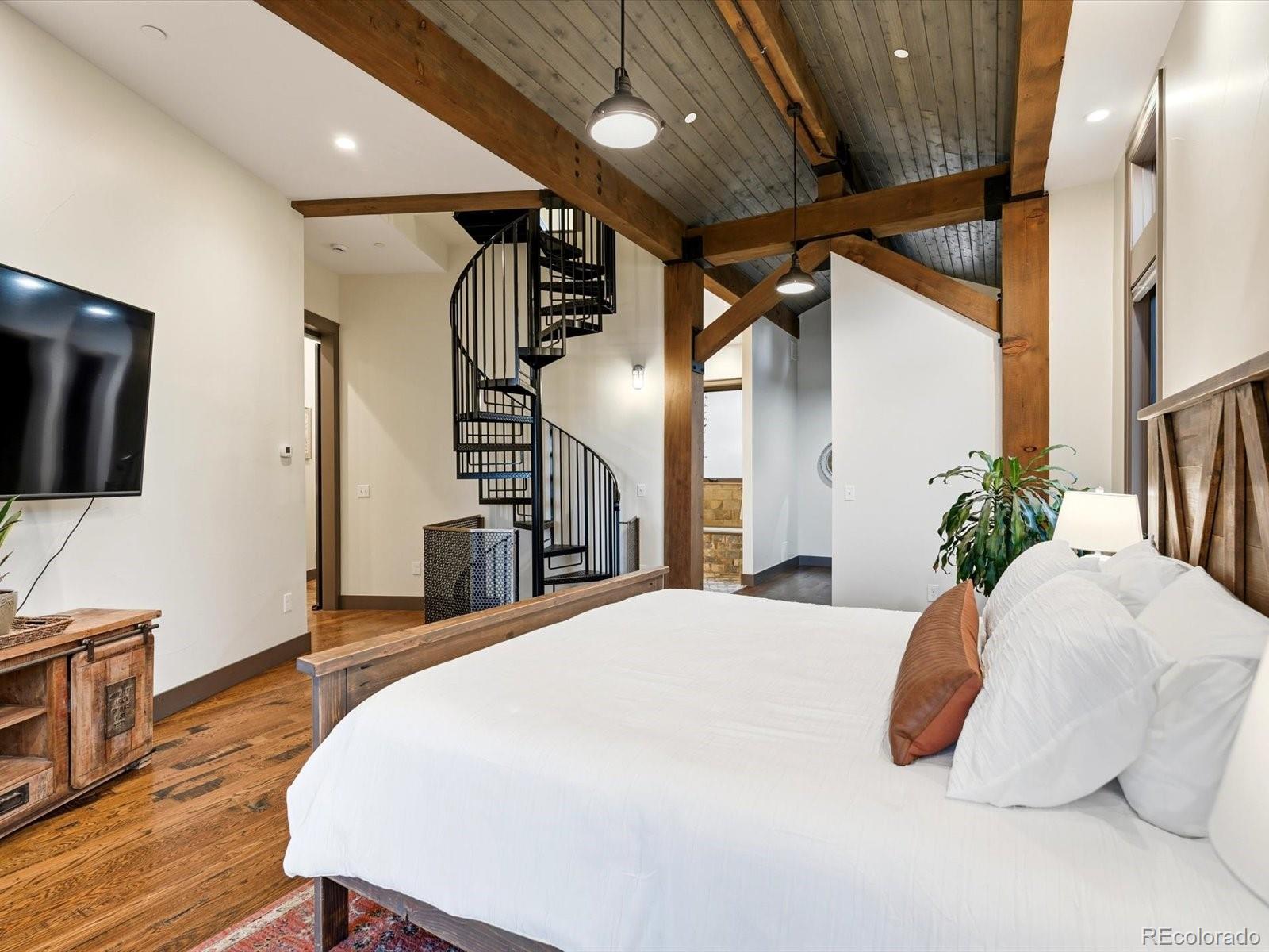 980 Twisted Pine Road Golden, CO 80401 - Photo 18 of 50