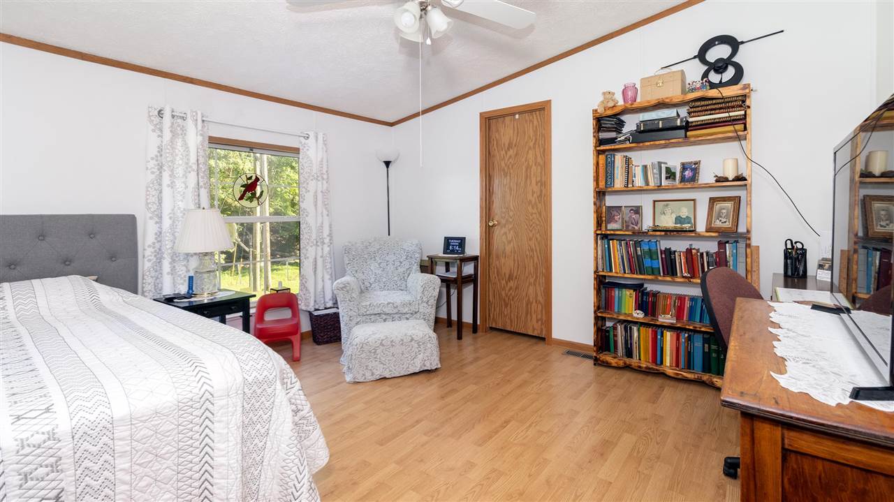 5745 Hubbards Branch Road Huntington, WV 25704 - Photo 13 of 16 Gallery Image 13