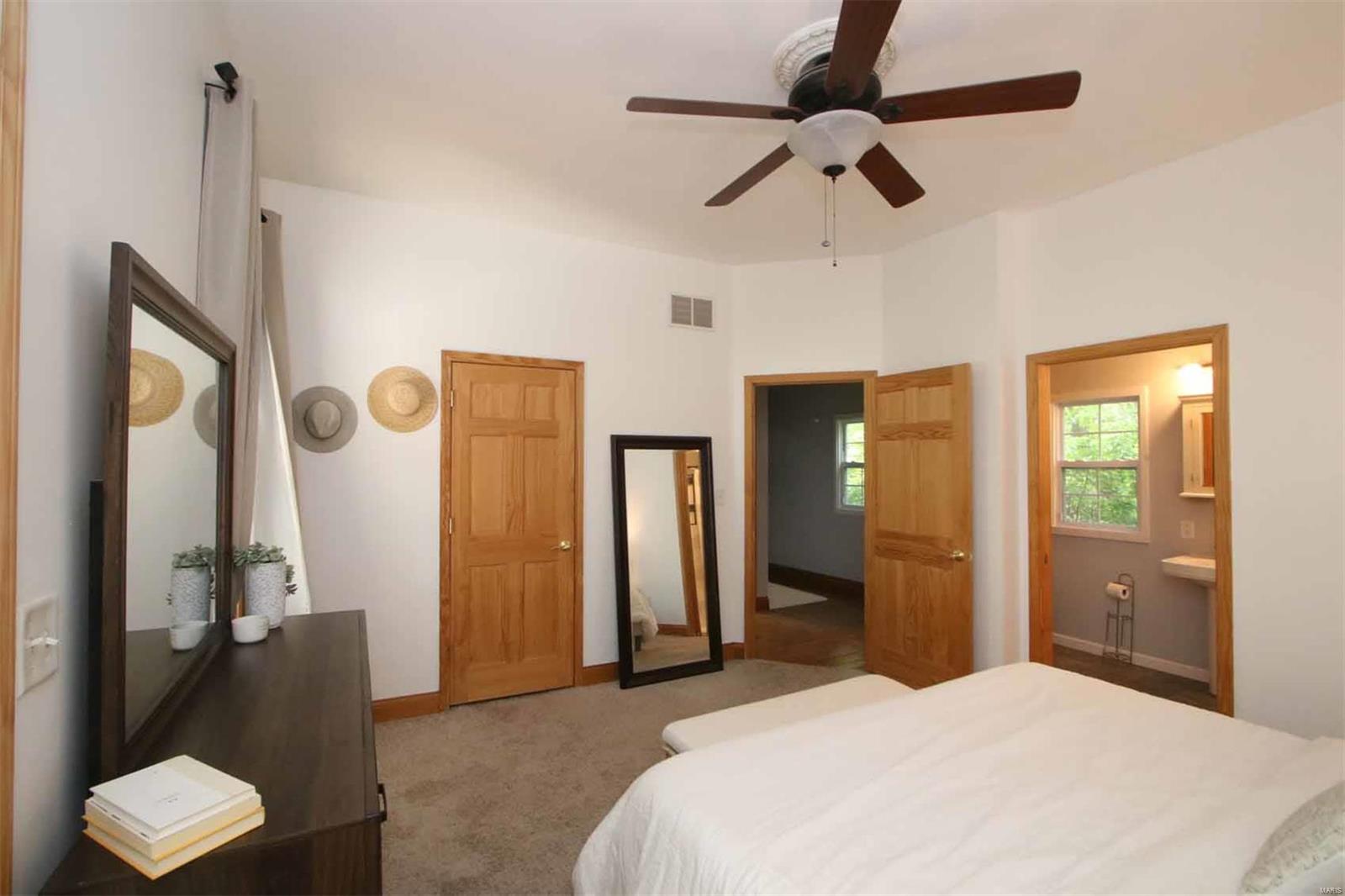 710 George Street Alton, IL 62002 - Photo 17 of 32 Gallery Image 17