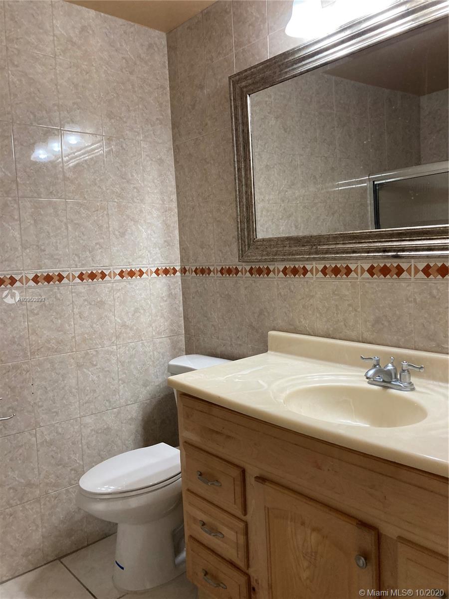 3321 Raleigh Street, Unit 3D Hollywood, FL 33021 - Photo 7 of 11