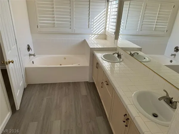 $2,850 | 4662 Hoeker Way, Las Vegas, NV 89147