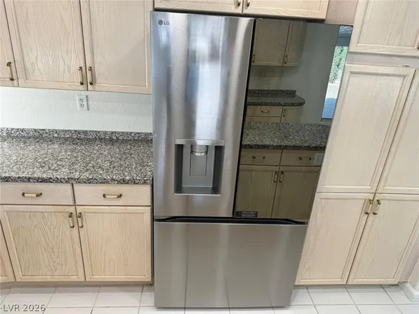 $2,850 | 4662 Hoeker Way, Las Vegas, NV 89147