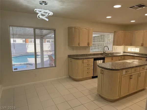$2,850 | 4662 Hoeker Way, Las Vegas, NV 89147