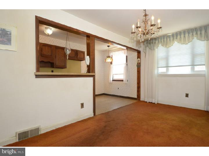 438 Rively Avenue Collingdale, PA 19023 - Photo 3 of 11 Gallery Image 3