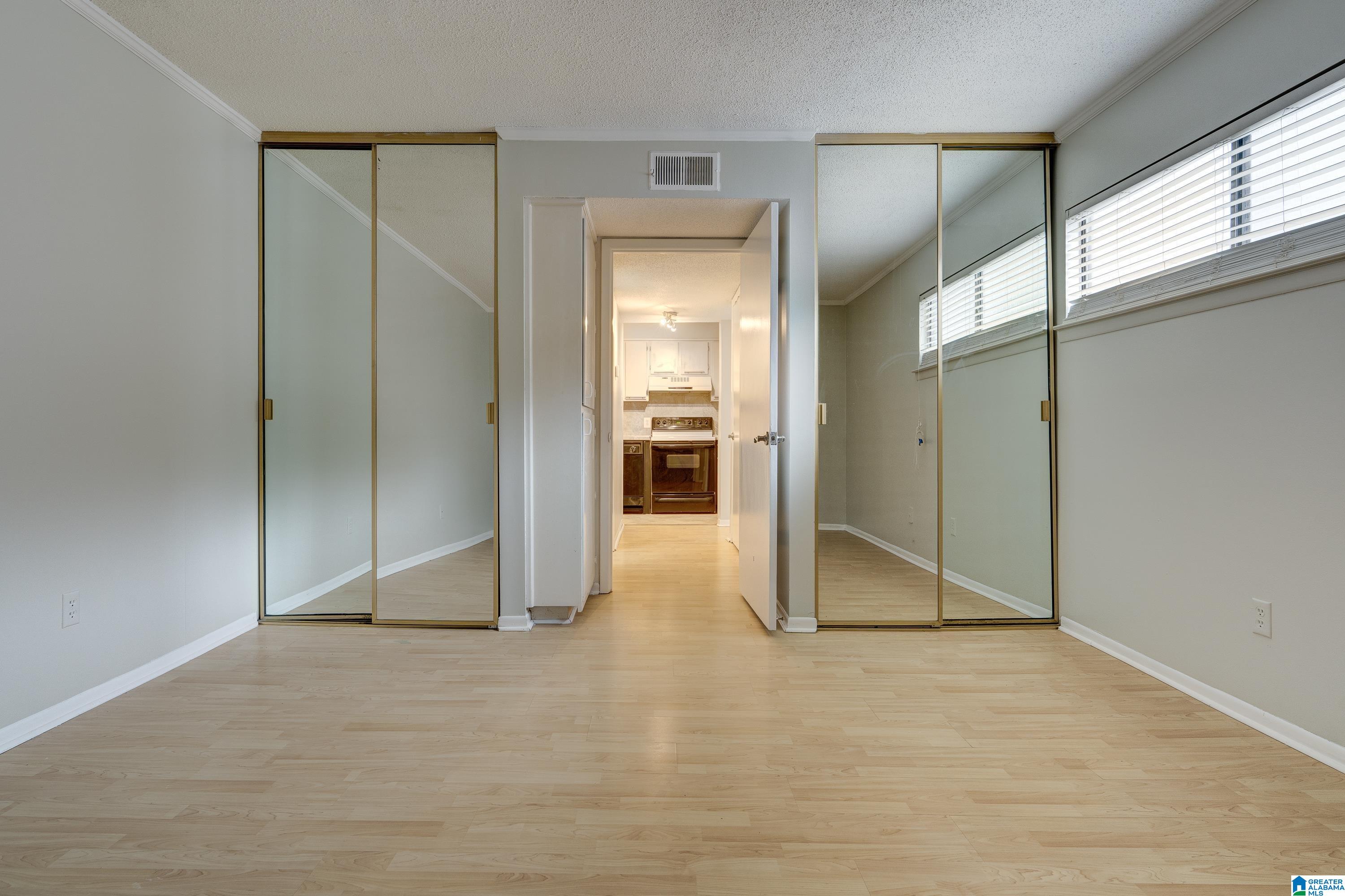3350 Altamont Road South, Unit B11 Birmingham, AL 35205 - Photo 15 of 24