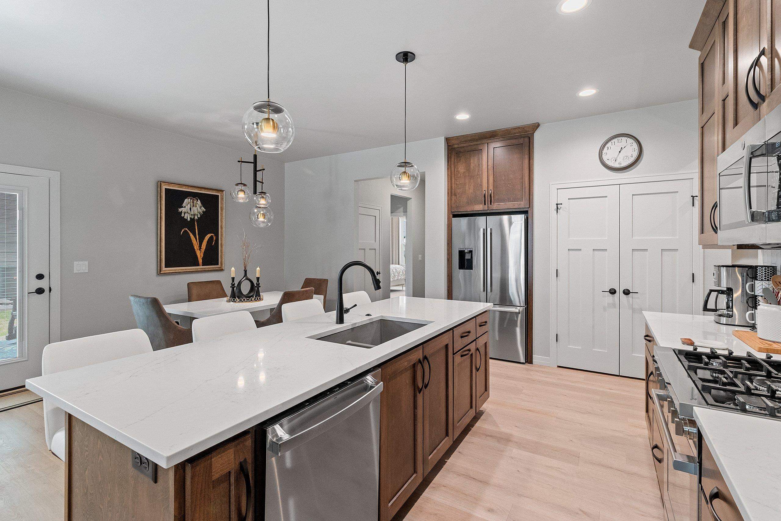 2832 Elm Tree Hill Green Bay, WI 54313 - Photo 11 of 59