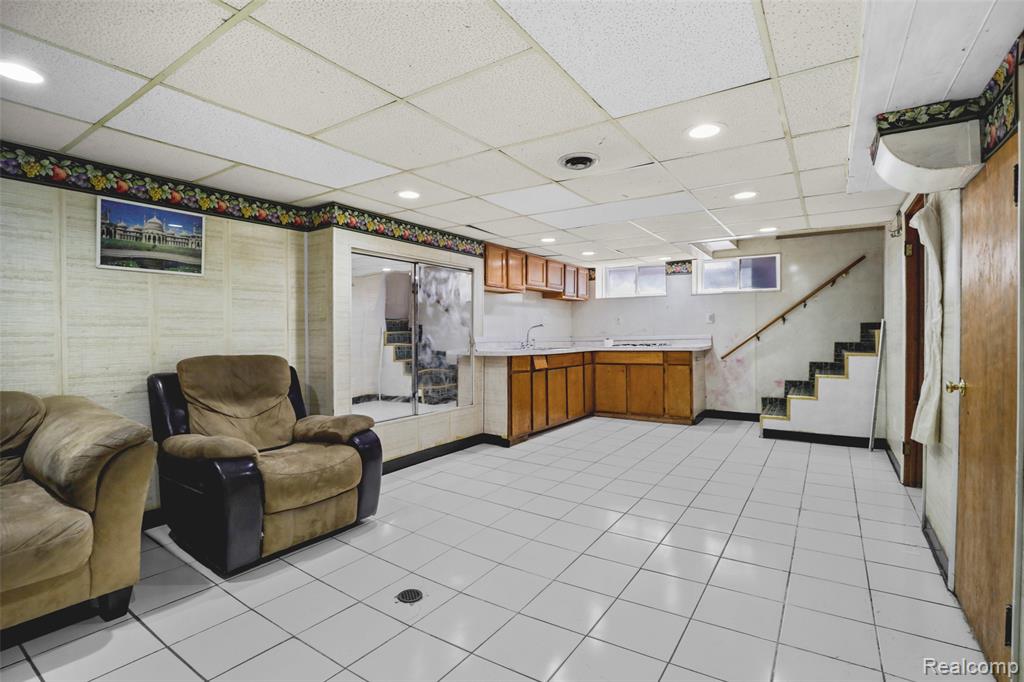 5003 Maple Street Dearborn, MI 48126 - Photo 26 of 41