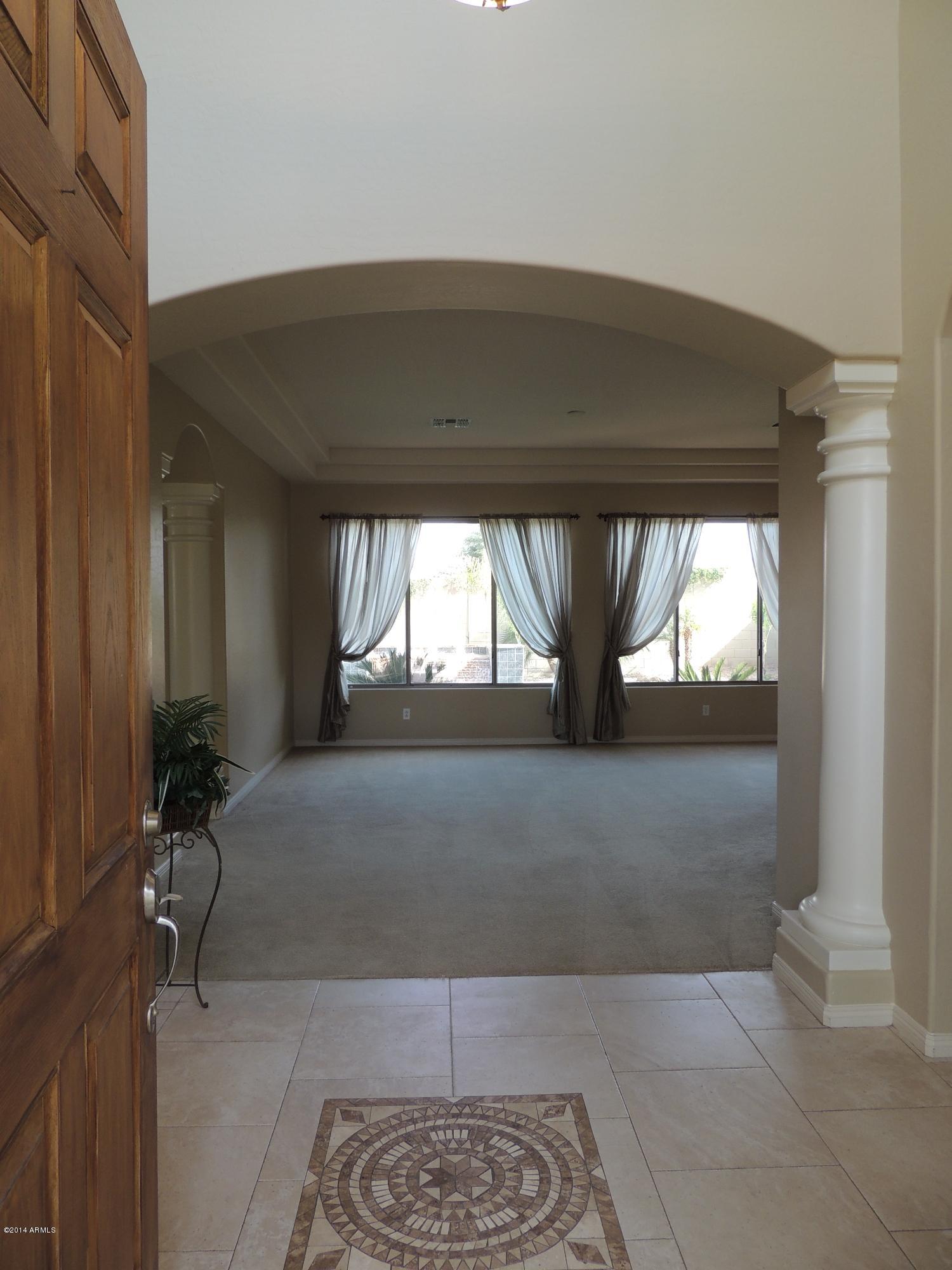 4637 South Bandit Road Gilbert, AZ 85297 - Photo 4 of 49 Entrance