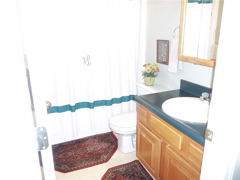 921 South Denman Avenue Chanute, KS 66720 - Photo 23 of 45