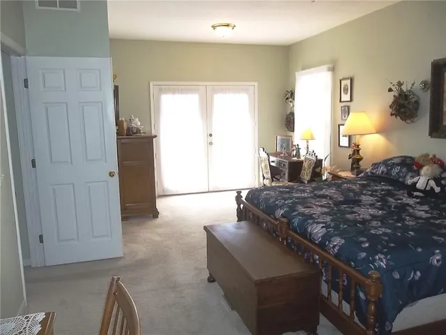 $325,000 | 921 South Denman Avenue, Chanute, KS 66720