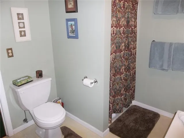 $325,000 | 921 South Denman Avenue, Chanute, KS 66720