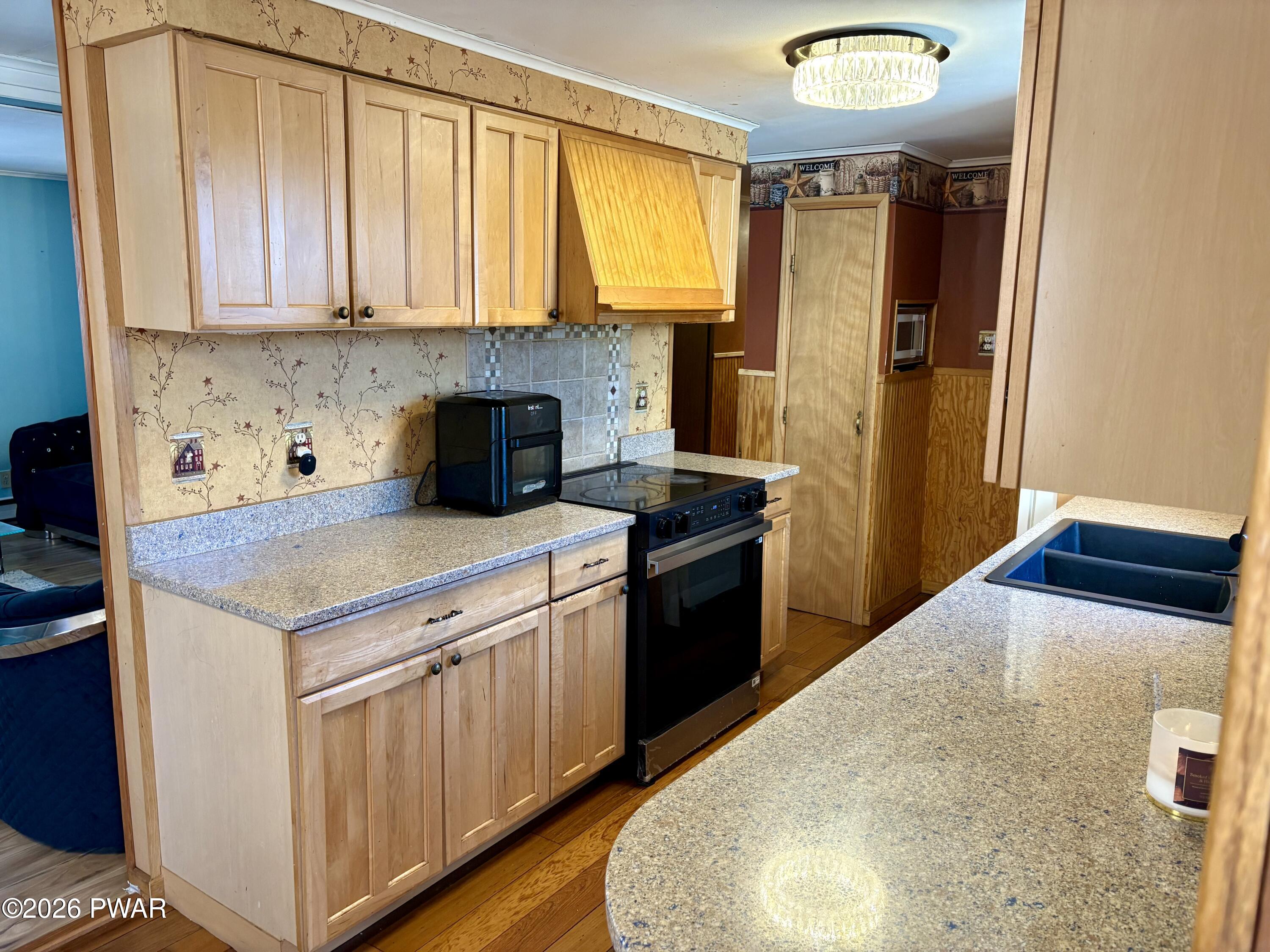 2193 Spring Drive Bushkill, PA 18324 - Photo 14 of 46