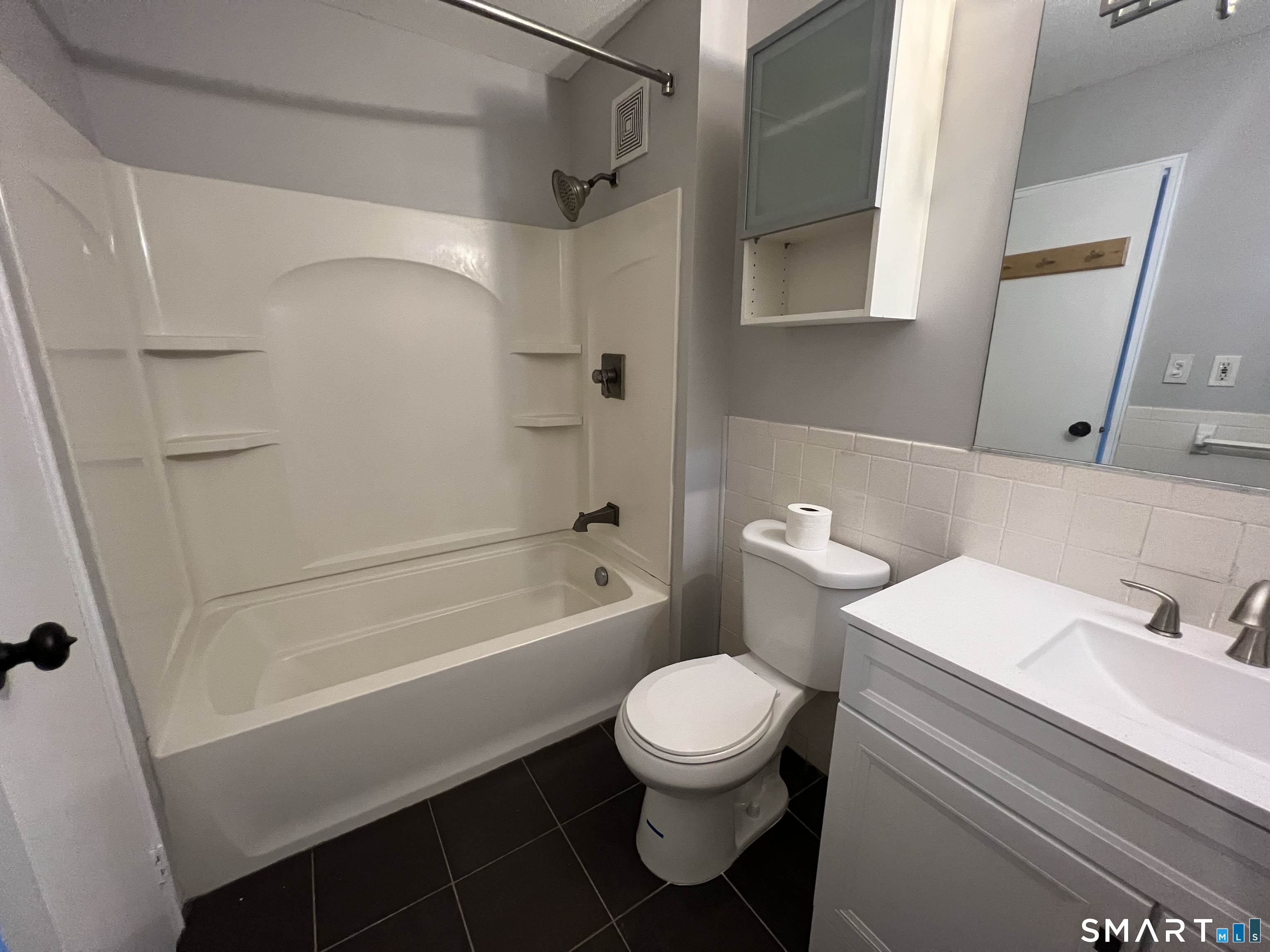 106 Balance Rock Road, Unit 17 Seymour, CT 06483 - Photo 6 of 9