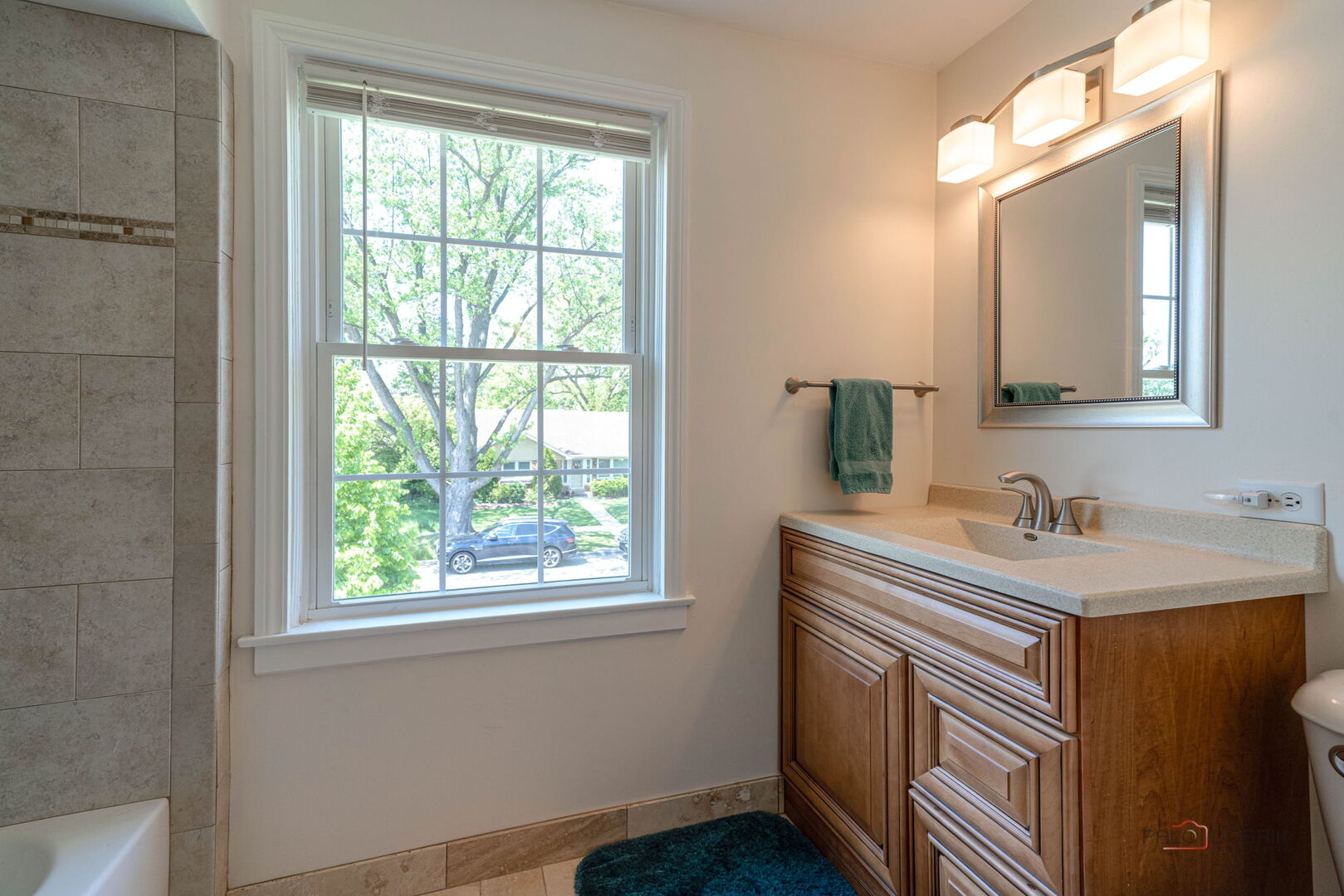 225 Stratford Road Des Plaines, IL 60016 - Photo 16 of 35