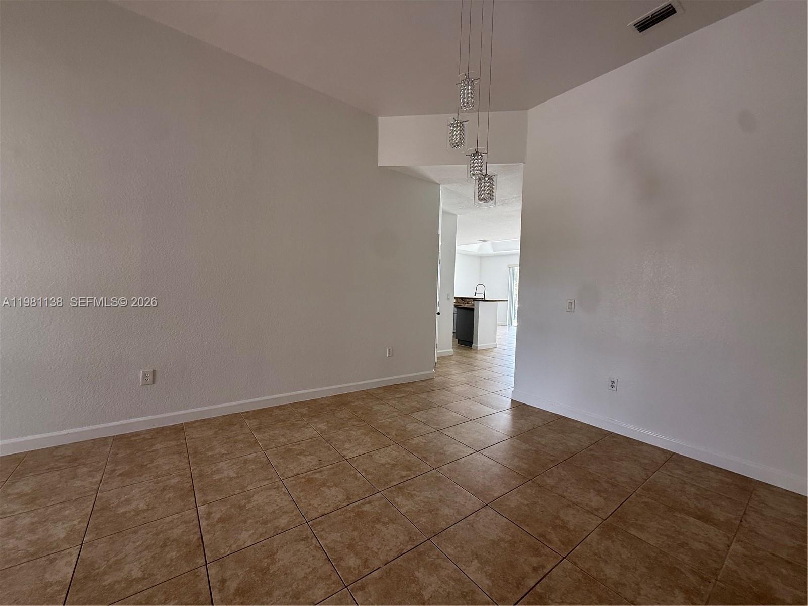 4045 Northeast 15th Street Homestead, FL 33033 - Photo 11 of 46