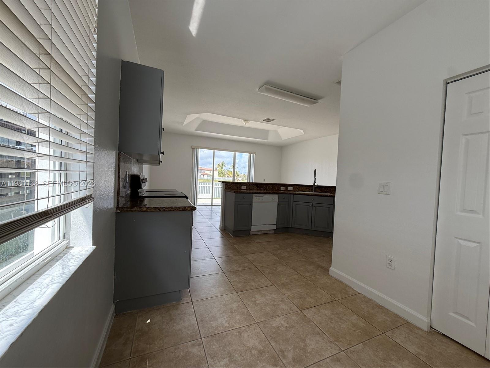 4045 Northeast 15th Street Homestead, FL 33033 - Photo 20 of 46