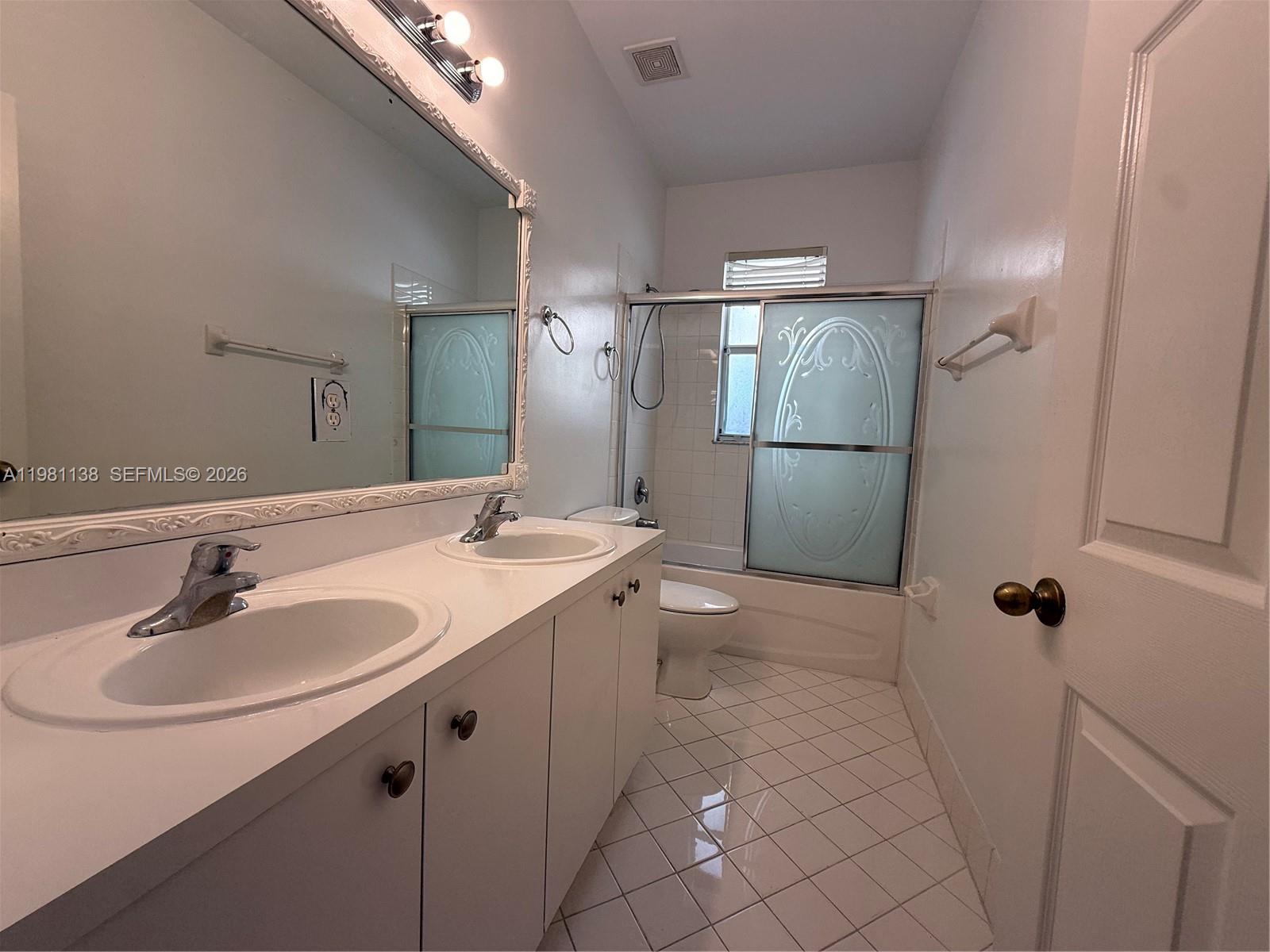 4045 Northeast 15th Street Homestead, FL 33033 - Photo 42 of 46