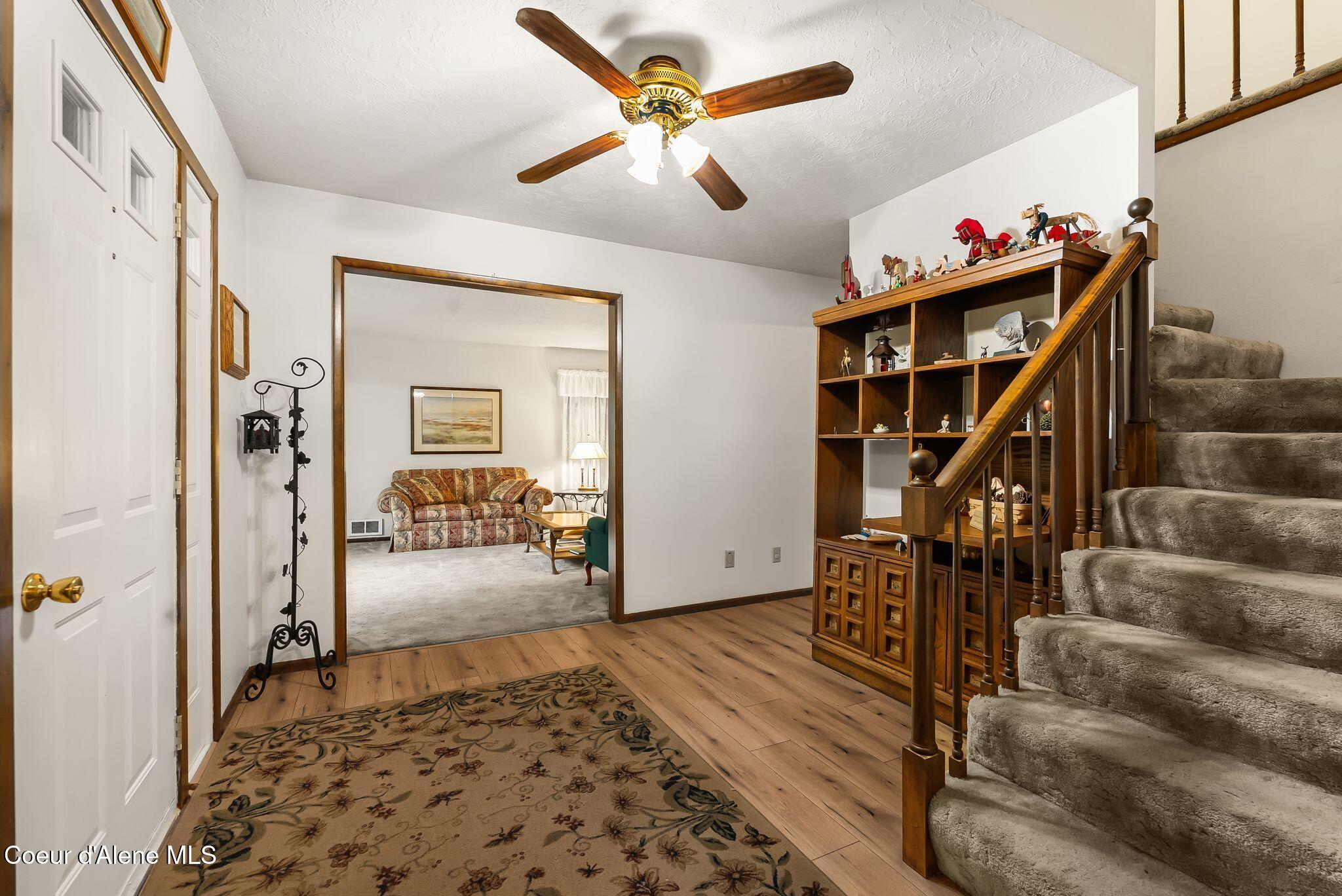 290 Syringa Heights Road Sandpoint, ID 83864 - Photo 8 of 65 15_KFM01746