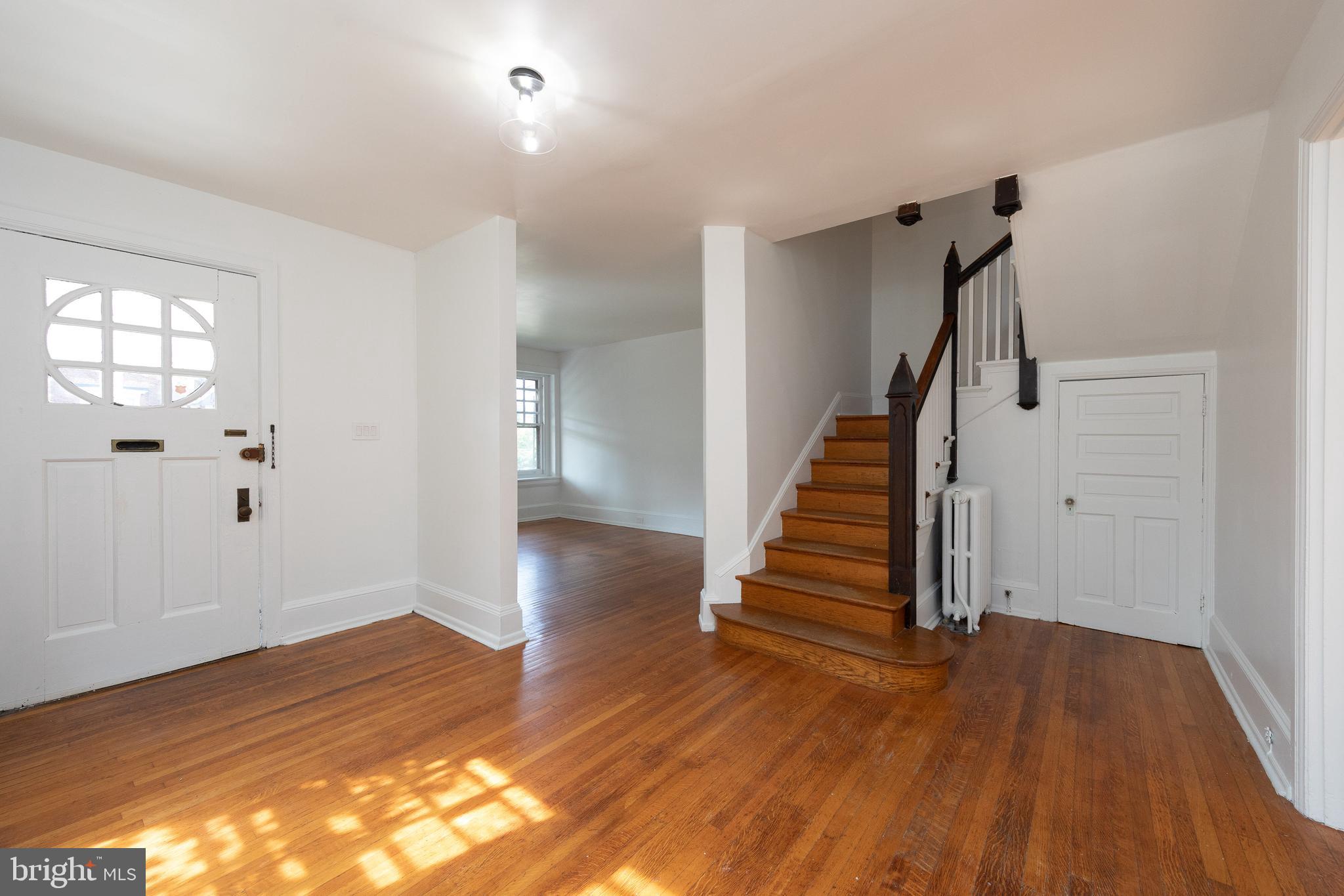 6705 Cresheim Road Philadelphia, PA 19119 - Photo 3 of 41