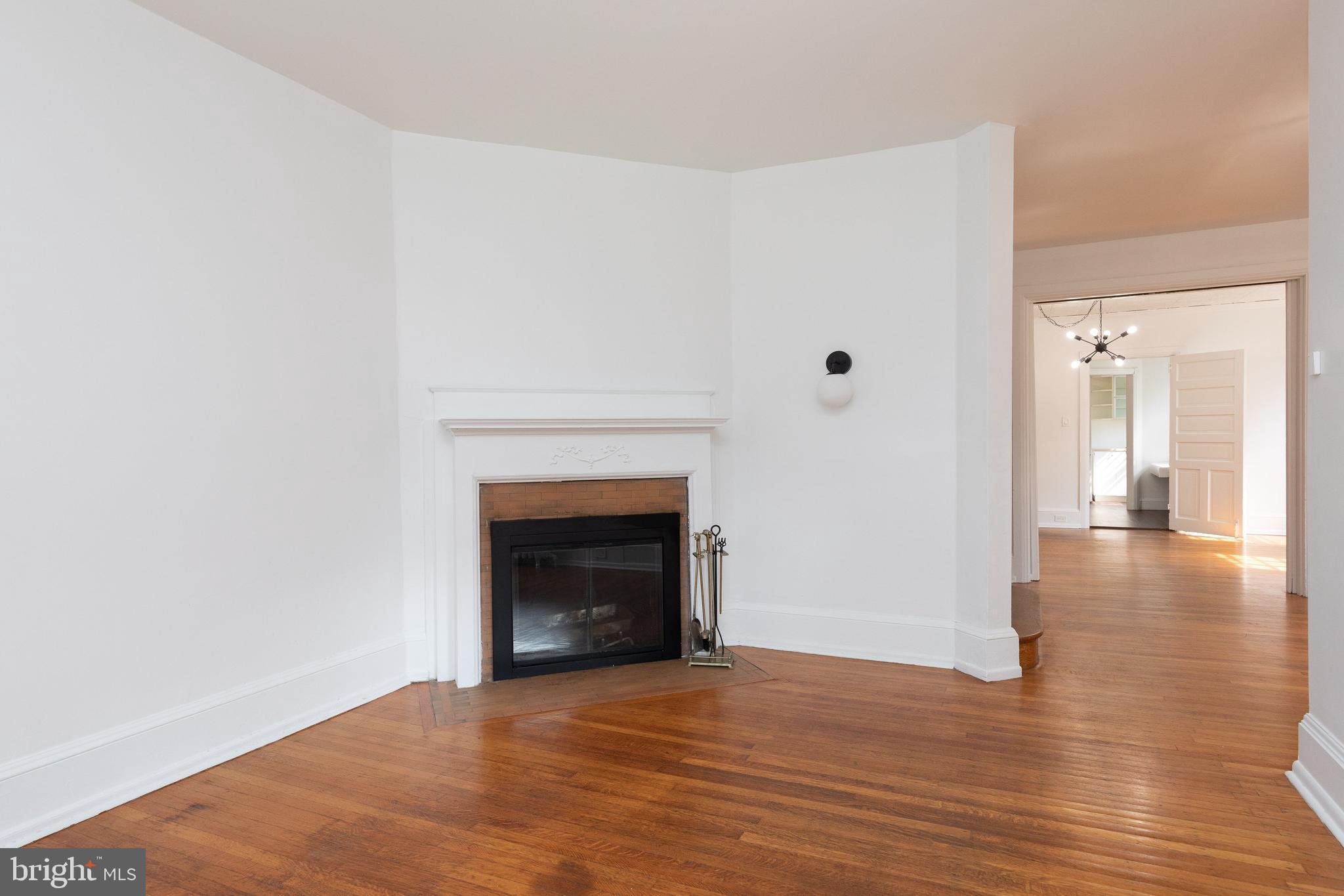 6705 Cresheim Road Philadelphia, PA 19119 - Photo 7 of 41