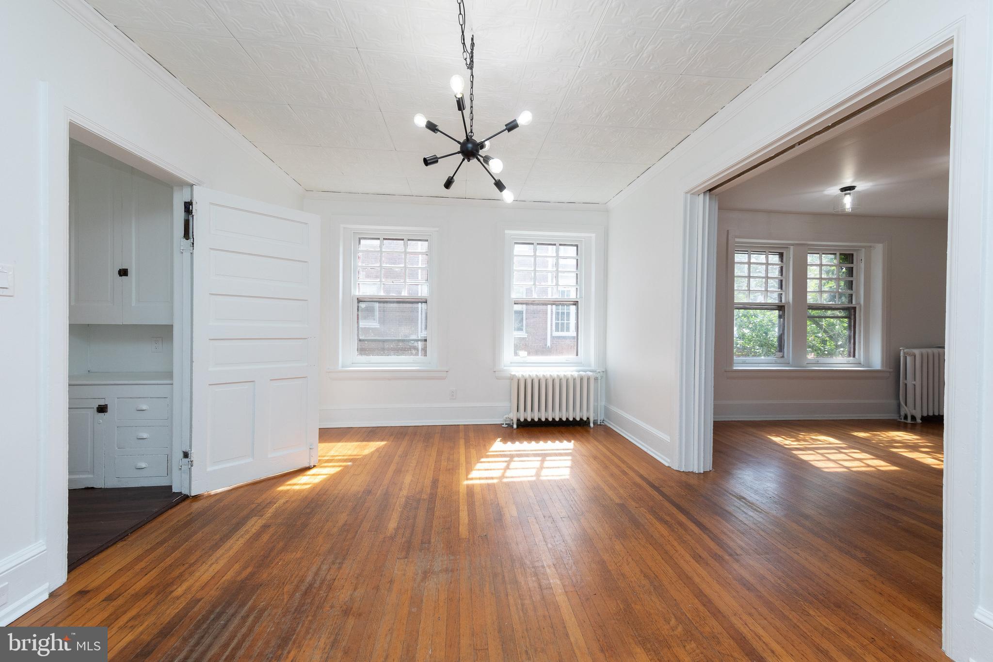 6705 Cresheim Road Philadelphia, PA 19119 - Photo 10 of 41