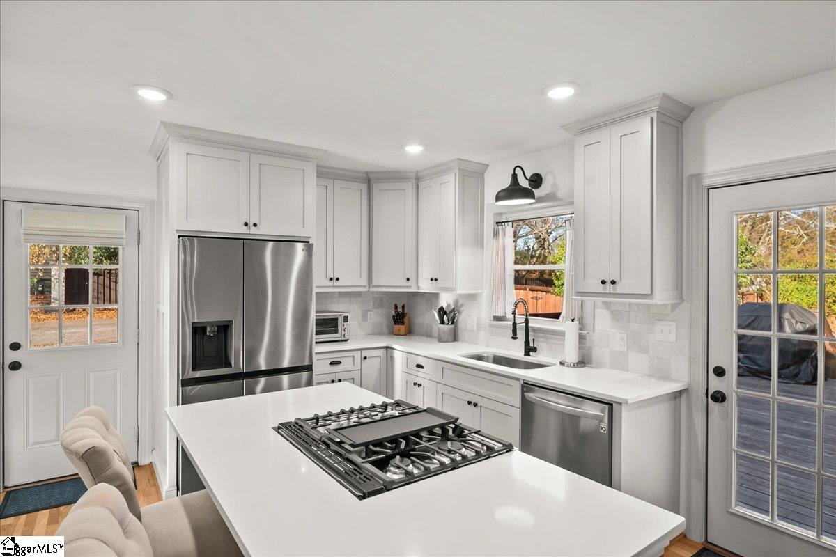 2019 East North Street Greenville, SC 29607 - Photo 13 of 36