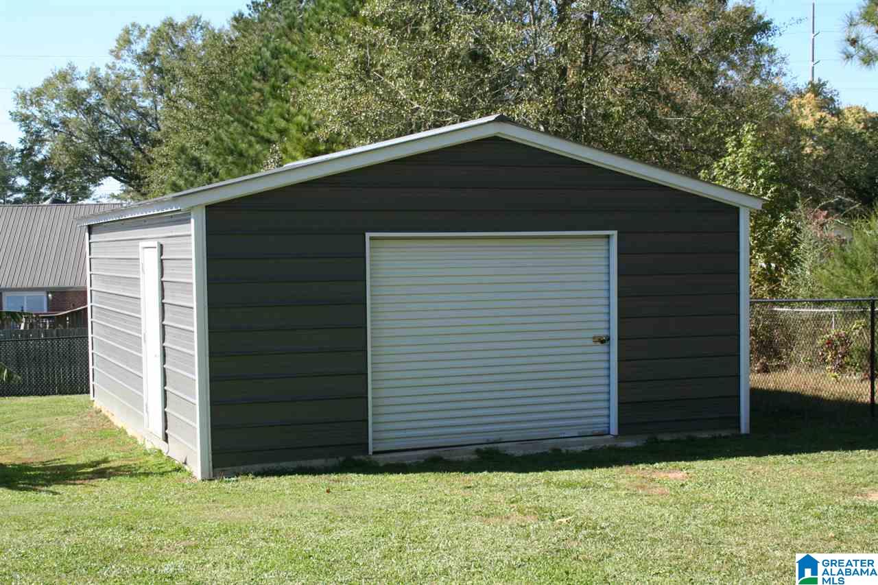 283 Amanda Lane Weaver, AL 36277 - Photo 4 of 33