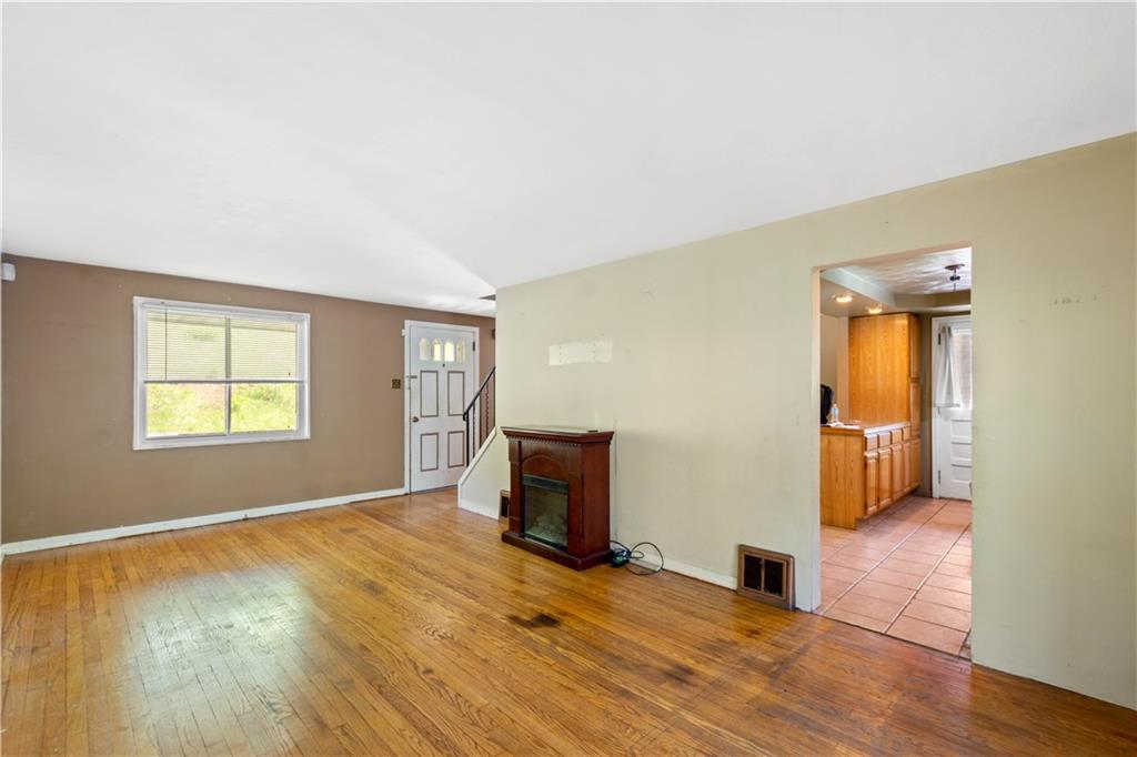 1140 Jacks Run Road North Versailles, PA 15137 - Photo 4 of 25 Gallery Image 4