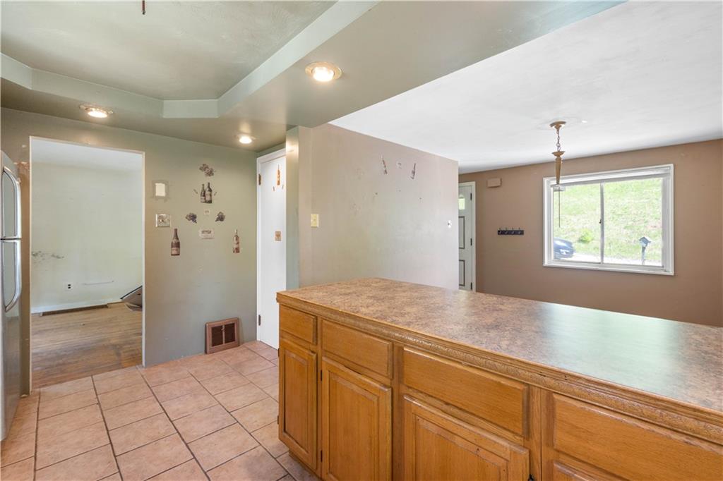 1140 Jacks Run Road North Versailles, PA 15137 - Photo 8 of 25 Gallery Image 8