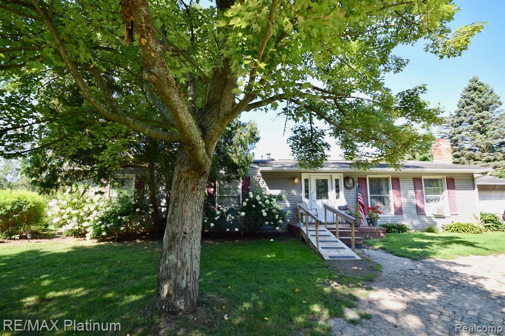 10325 Fish Lake Road Holly, MI 48442 - Photo 24 of 32