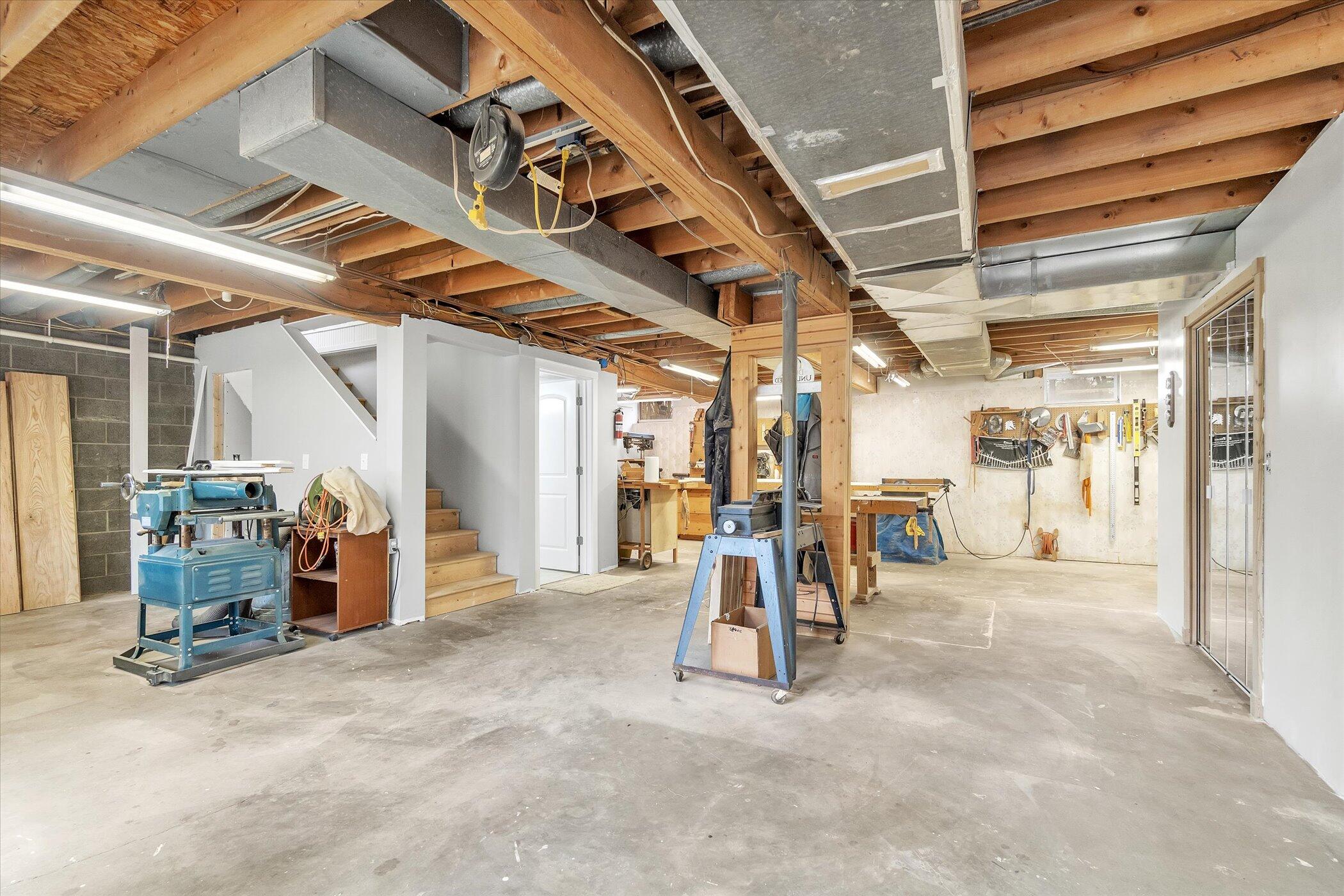 5800 Lee Road Jackson, MI 49201 - Photo 40 of 75 40-5800-Lee-Rd-WindowStill-Real-Estate-P