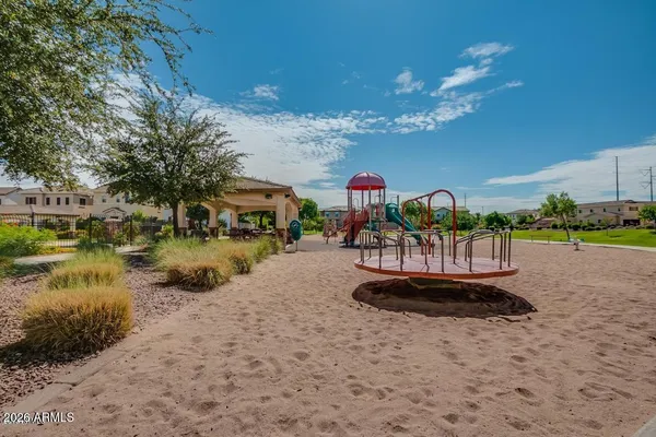 $1,895 | 4698 East Laurel Avenue, Gilbert, AZ 85234