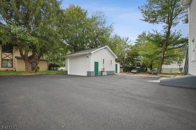 $799,000 | 188 Burnett Avenue, Maplewood, NJ 07040