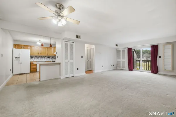 $245,000 | 1106 Twin Circle Drive, Unit 1106, South Windsor, CT 06074