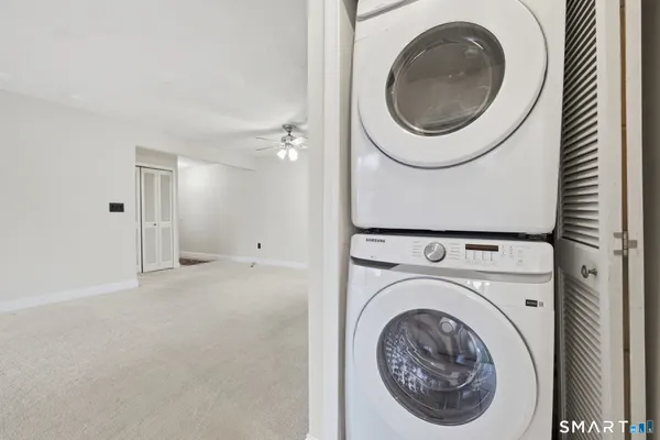 $245,000 | 1106 Twin Circle Drive, Unit 1106, South Windsor, CT 06074