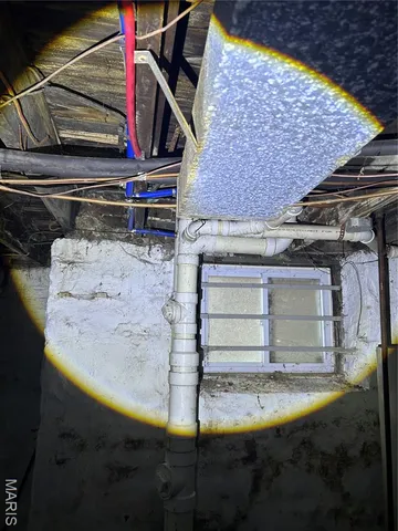 $42,000 | 4210 Holly Avenue, St. Louis, MO 63115