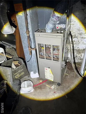 $42,000 | 4210 Holly Avenue, St. Louis, MO 63115