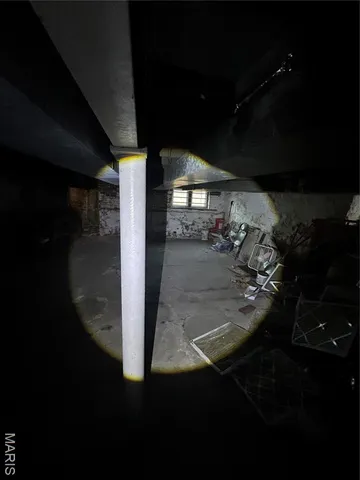 $42,000 | 4210 Holly Avenue, St. Louis, MO 63115