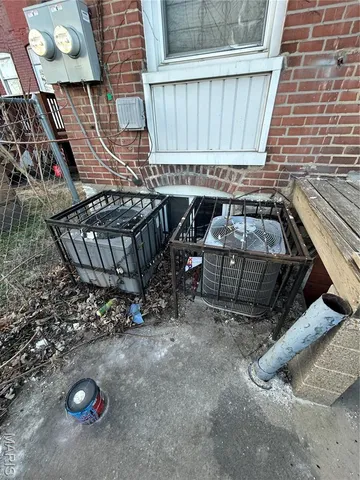 $42,000 | 4210 Holly Avenue, St. Louis, MO 63115