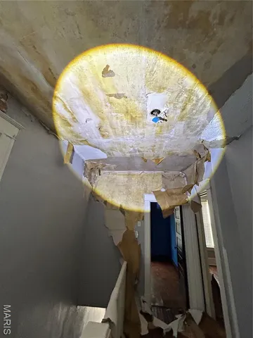 $42,000 | 4210 Holly Avenue, St. Louis, MO 63115