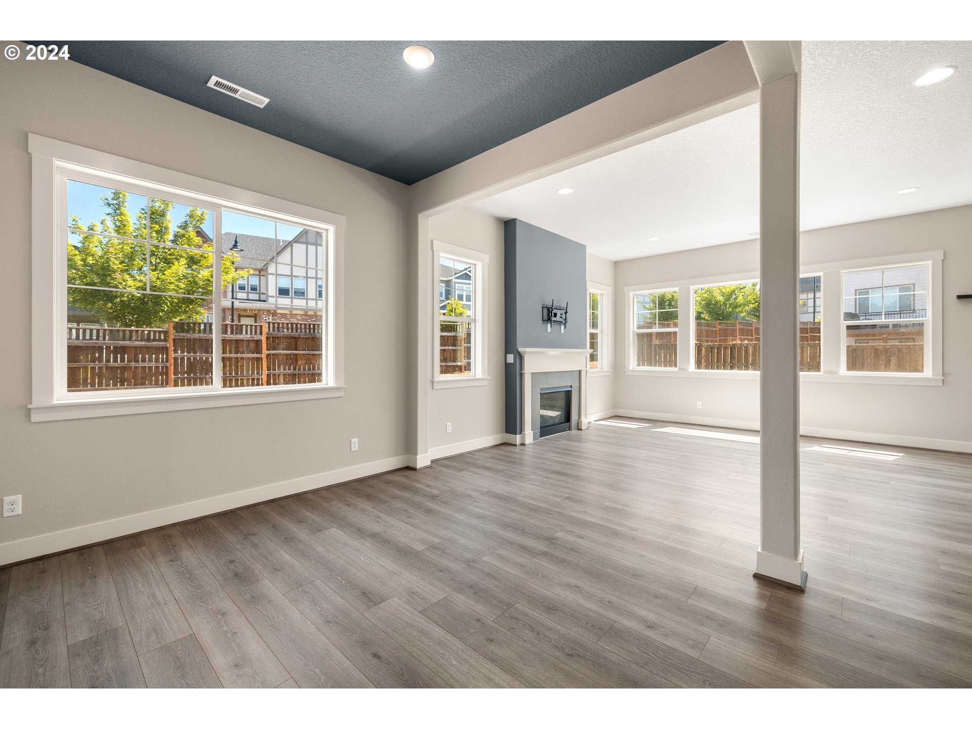 15398 Northwest Mathilda Lane Portland, OR 97229 - Photo 8 of 36 Gallery Image 8