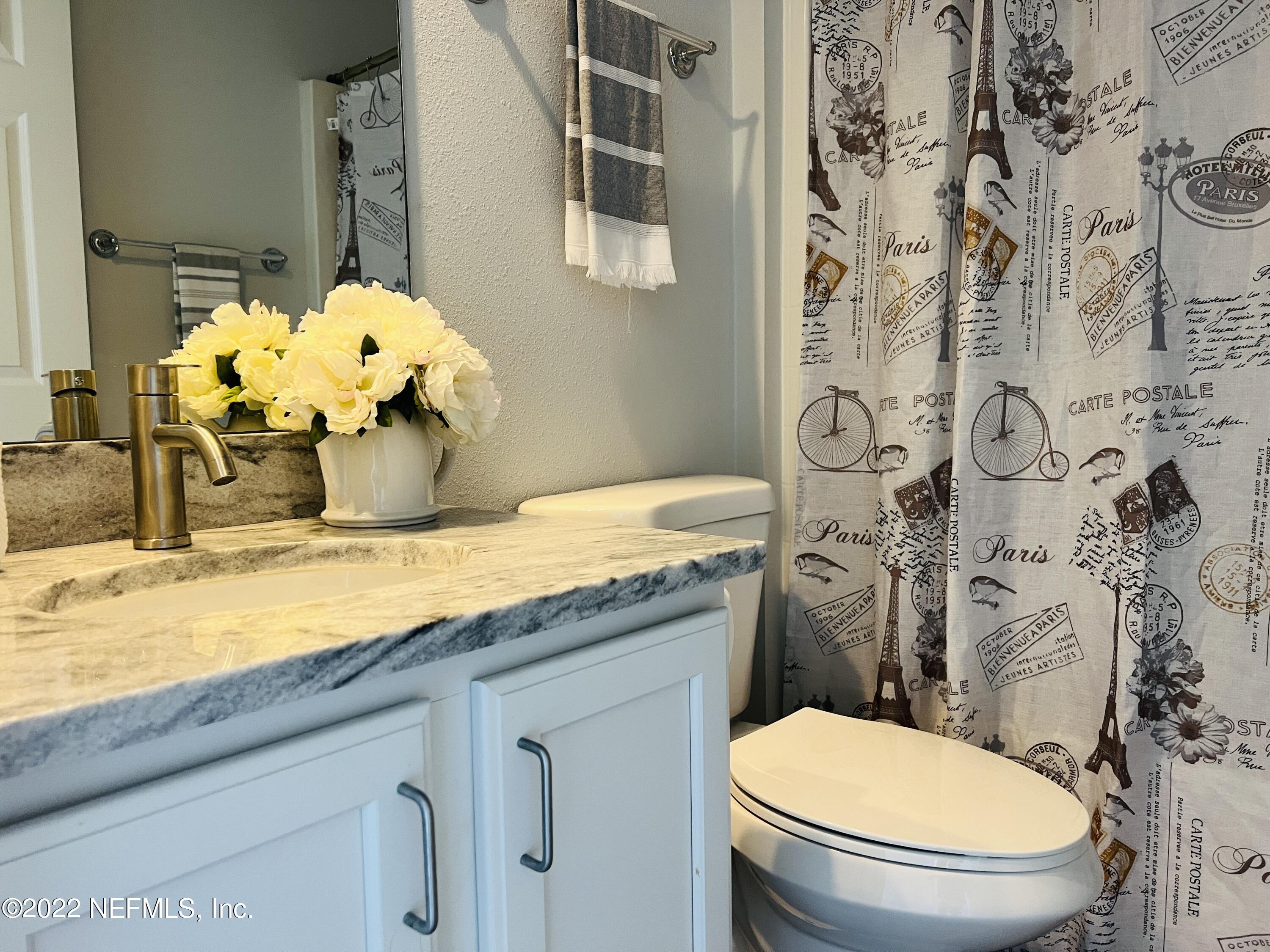 81 Reeding Ridge Drive West Jacksonville, FL 32225 - Photo 11 of 15 Guest Bath